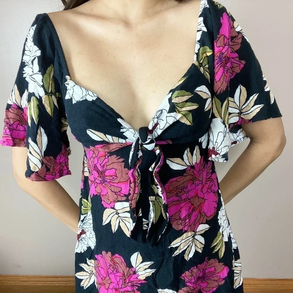 🌺Billabong,Striking Floral Mini Dress, Lovely Front Tie/Forms Neckline,Size S - Picture 11 of 13